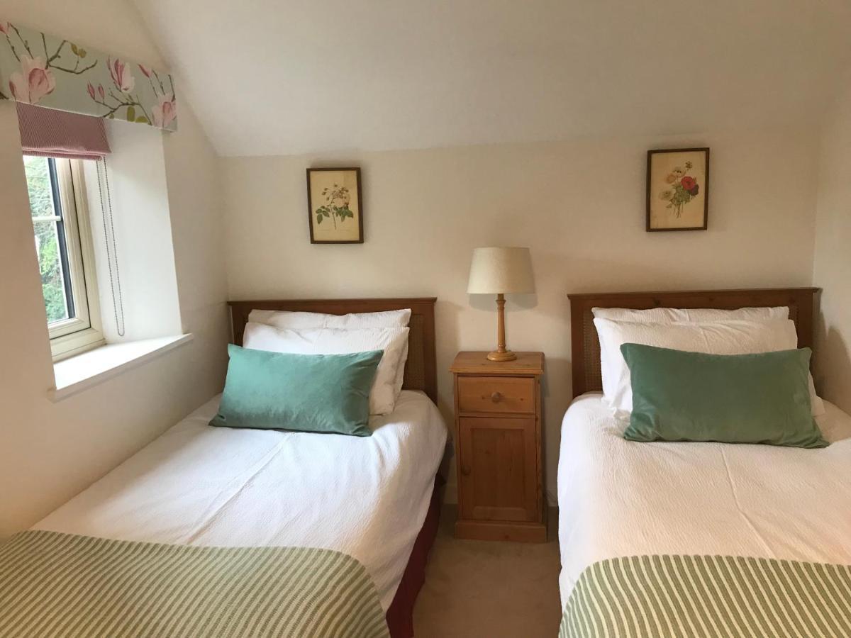 Bed and Breakfast The Long House Cirencester Exterior foto